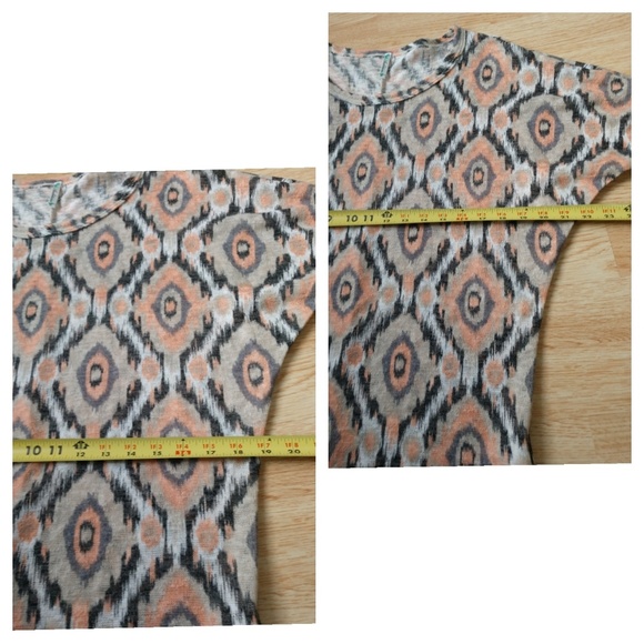 $10 w Bundle - Geometric Tunic - Picture 6 of 8